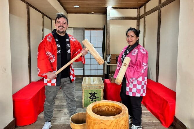 【For adult】Traditional Mochi Pounding Experience with Tasting - Key highlights at a glance