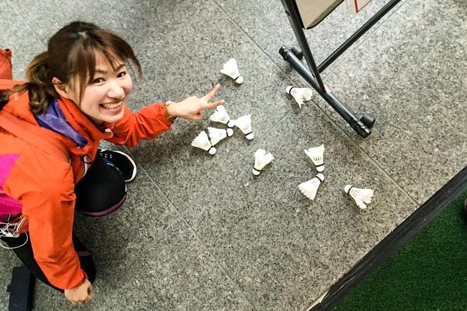 Badminton in Osaka & Kyoto with Locals! - Meeting locals and expats without worrying about language