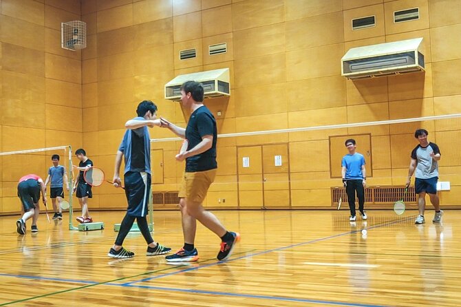 Badminton in Osaka & Kyoto with Locals! - Court comfort: locker room, showers, and water
