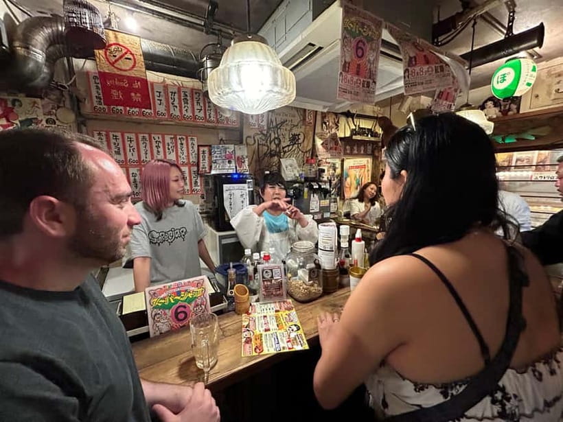 Bar hopping: Create lasting memories with TOMODACHI guides! - Osaka’s Izakaya World, With a Guide Who Saves You From Guesswork