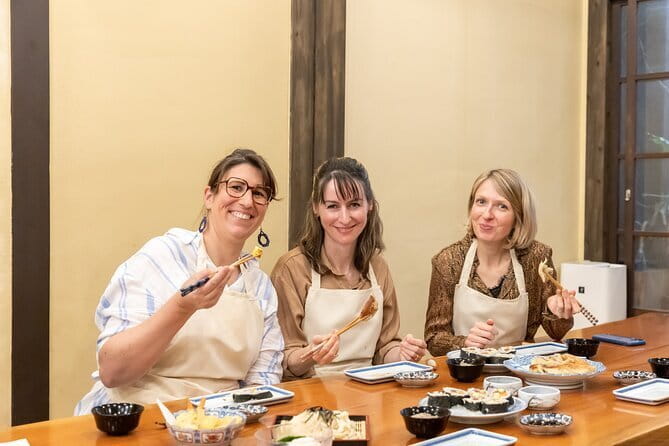 Cooking Class for Ramen and Gyoza in a Quiet Old Osaka House - Stepping into a renovated 90-year-old Osaka kitchen