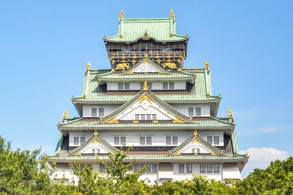 Discover Osaka, Private Customizable Tour with Expert Guides - Osaka Castle: the best way to start strong