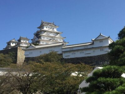 Himeji: Private Guide Tour of the Castle from Osaka or Kyoto - Ride the Train, Get the Context, and Watch the Region Change