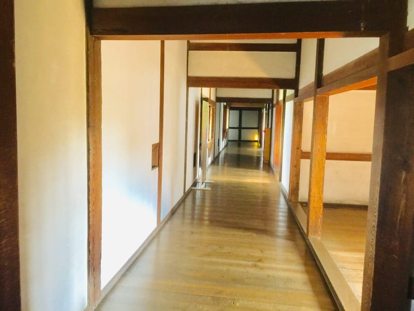 Himeji: Private Guide Tour of the Castle from Osaka or Kyoto - Wanoyagura: A Longer Look at a Key Castle Structure
