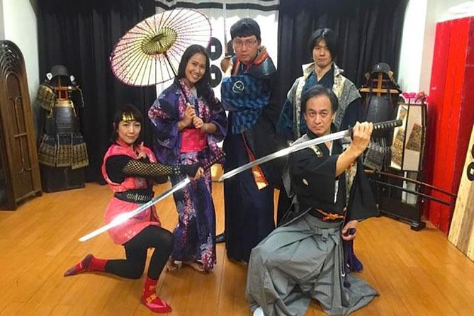 Learn The Katana 'Sword' Technique of Samurai and Ninja - Katana Basics: How You Learn to Hold It and Start Moving