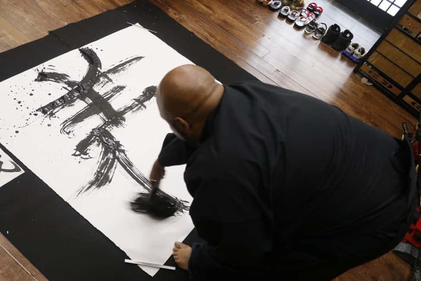 Learning Shodo with a kimono and Trying Samurai Calligraphy - Final verdict: should you book Samurai Honor shodo and samurai calligraphy?