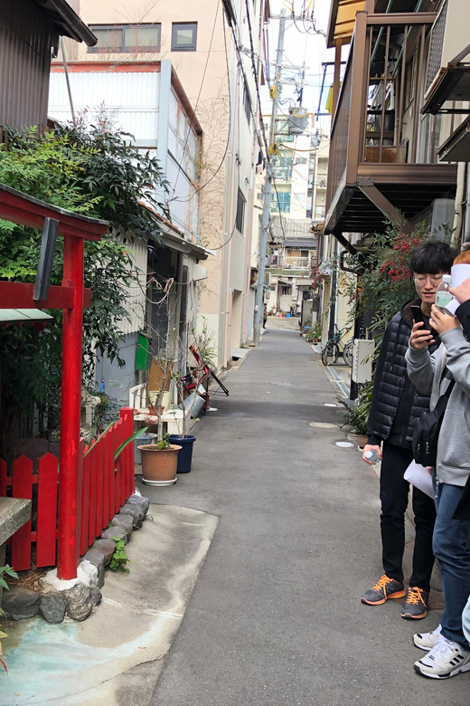 Nostalgic Osaka, walk in totally different from Dotonbori - Cozy cafés and side-street shops: food is optional, but very easy