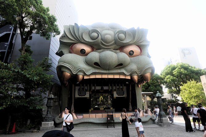 Osaka 4-Hour Walking Tour: Hotspots and Hidden Gems - Namba Yasaka Shrine’s 12-Meter Lion Head: A Myth You Can See