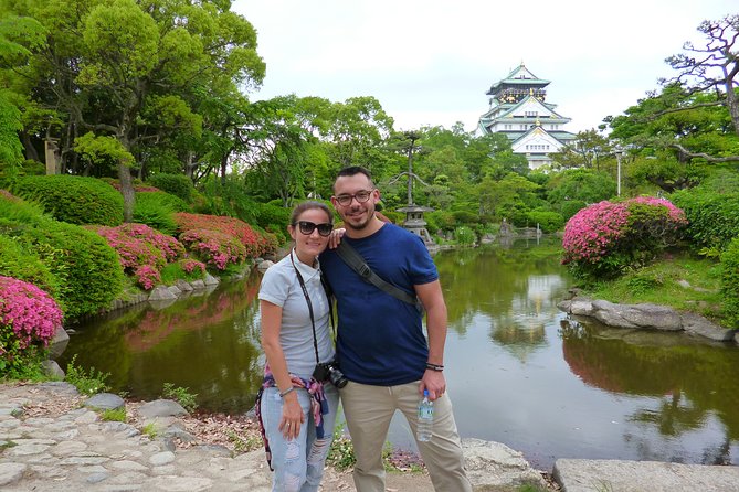 Osaka Castle and Sumiyoshi Taisha Shrine Private Half-Day Tour - Start at Sumiyoshi Taisha: orange bridge and everyday Shinto