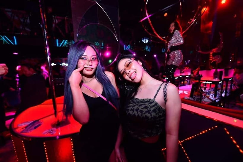 Osaka Dotonbori: CHEVAL Nightclub Ticket with Drink/VIP Plan - Key Points at a Glance