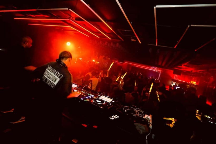 Osaka Dotonbori:GIRAFFE Nightclub Ticket with Drink/VIP Plan - Key highlights you’ll care about