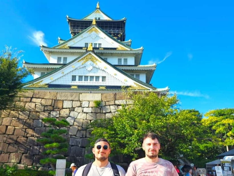 Osaka: Early Morning Osaka Castle Guided Tour, Avoid Crowds - Why Osaka Castle at dawn feels different