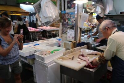 Osaka Food Walking Tour with Market Visit - Shinsekai lunch and the tea-and-knife detour that actually fits