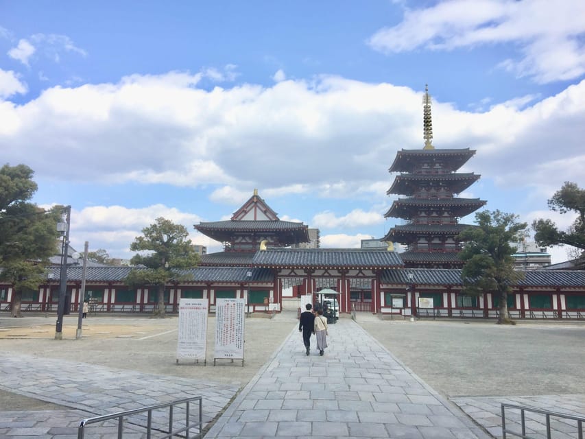 Osaka: Full-Day Private Guided Tour of the Historical City - Your guide matters: questions, language support, and real help
