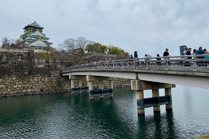 Osaka Highlights: 4Hrs Guided Walking Tour with a Native Expert - Tennoji Park and the Tsutenkaku train hop: Osaka beyond the main postcard