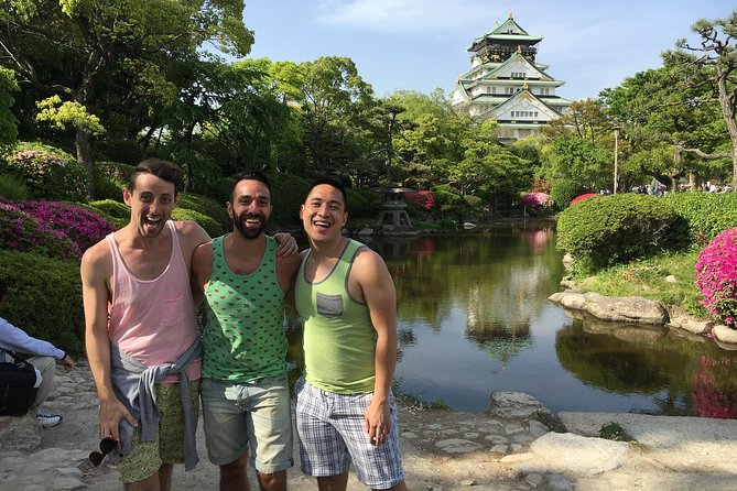 Osaka in a Nutshell: Three hour bike tour - Your bike setup: hybrid bike, helmet, and that real-world comfort