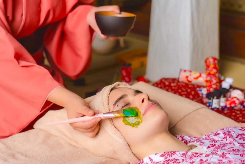 Osaka: Japanese Zen Massage and Facial at the Temple/180-min - Inside the Temple: Incense Offering, Culture Intro, and Bell Meditation