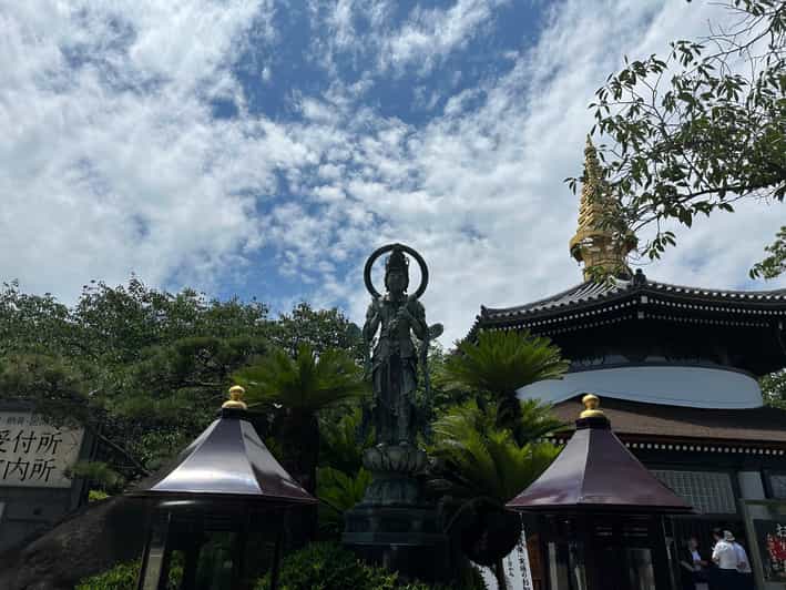 Osaka: Japan’s Oldest Temple & Bone Buddha Walking Tour - The Pure Land Garden: the setting sun as religious symbolism