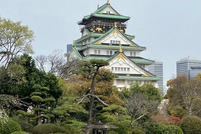 Osaka: Nara, Todaiji, Uji Matcha, and Hot Spring Tour - Tōdai-ji Temple: see the Great Buddha, then don’t rush your eyes