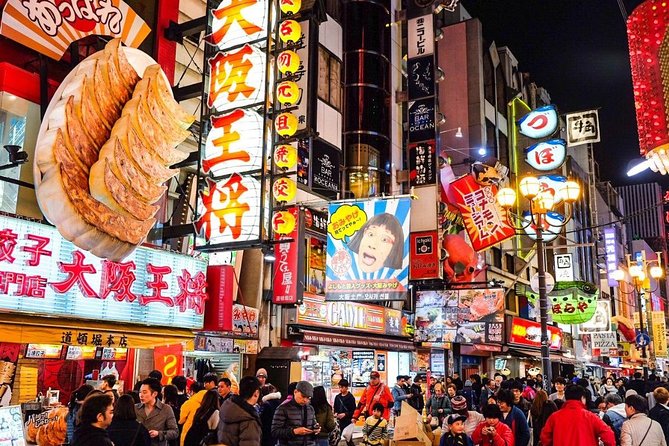Osaka Night Tour with a Local – Private Bars, Drinks & Culture - Meeting point and how the evening starts on the right foot