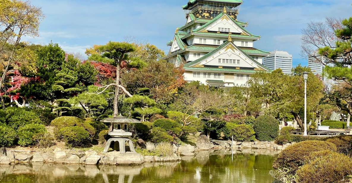Osaka: Osaka Castle - Tsuruhashi - Tennoji (Spanish Guide) - Osaka Castle: museum rooms, castle views, and seasonal park color