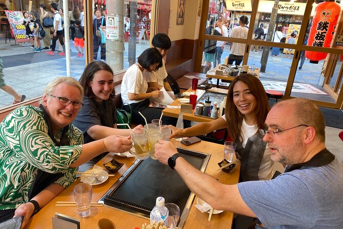 Osaka Soul : IZAKAYA Shinsekai to Dotonbori Food Paradise！ - Sennichimae and the Street-Scene Warm-Up