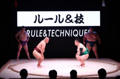 Osaka: Sumo Stage Show with Bento or Snack + Fight & Photo - Timing Matters: Rakugo MC, Then the 1-Hour Sumo Show