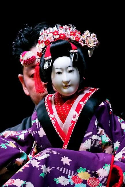 Osaka Traditional Performing Arts Heritage Night - Noh and Kyogen: how the show teaches you to watch the acting