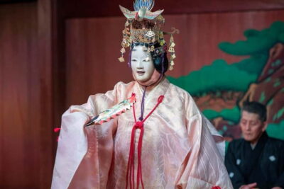 Osaka Traditional Performing Arts Heritage Night - Inside Yamamoto Noh Theater: what the 2-hour format feels like