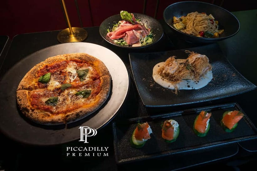 Osaka Umeda：PICCADILLY LIVE SHOW & NIGHTCLUB TICKET & Shisha - Key things to know before you go