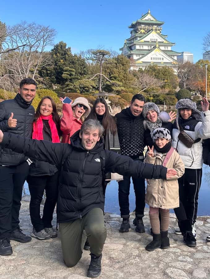 Osaka: Visit the must-see places. - Shinsekai and Tsutenkaku: neon nostalgia plus kushikatsu time