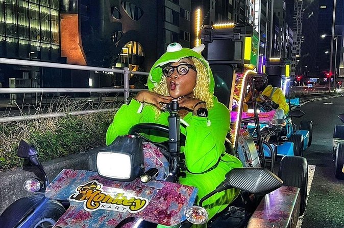 Premium Go-Kart Experience Through Osaka’s Best-Known Landmarks - Tennoji Temple: shifting tone while you stay in motion