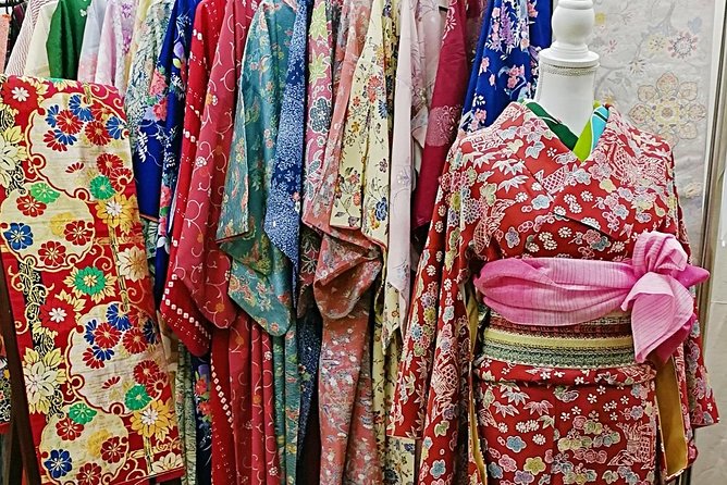 Real Kimono experience and Tsumami Kanzashi Workshop - Price and value: why $52.03 can be a good deal