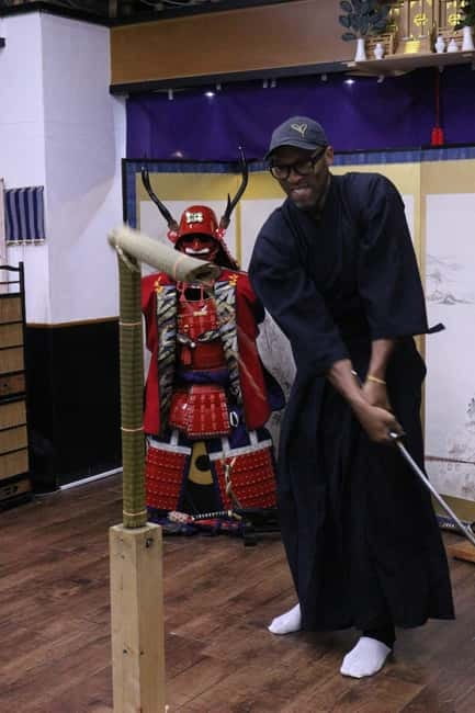 Samurai Armor & Sword experience with phot near Osaka Castle - Photo shooting that feels like a finish, not an afterthought