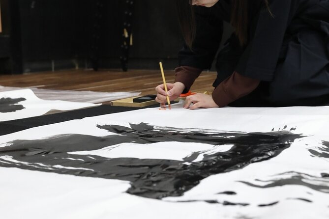 Samurai Calligraphy:Final brushstrokes of a lifetime before a War - Price and Value: Why $64.38 Can Make Sense Here