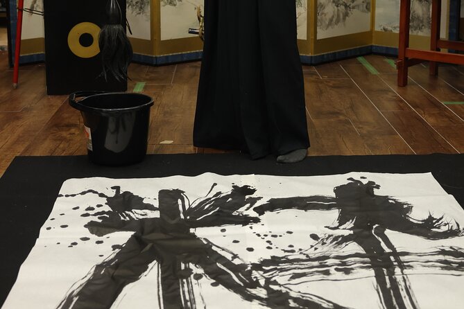 Samurai Calligraphy:Final brushstrokes of a lifetime before a War - Who Should Book This Samurai Calligraphy Session