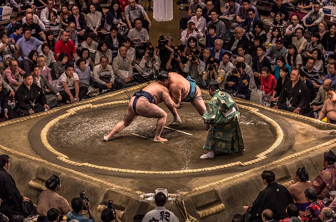 Sumo Tournament Experience in Osaka - Chanko Nabe Dinner: The Wrestlers’ Food Option (and Diet Tips)