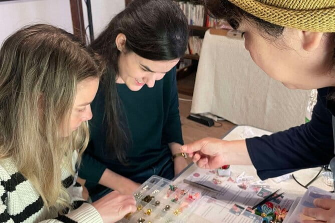 Tsumami Zaiku (Kanzashi) making Workshop in Abeno Osaka - Key highlights at a glance