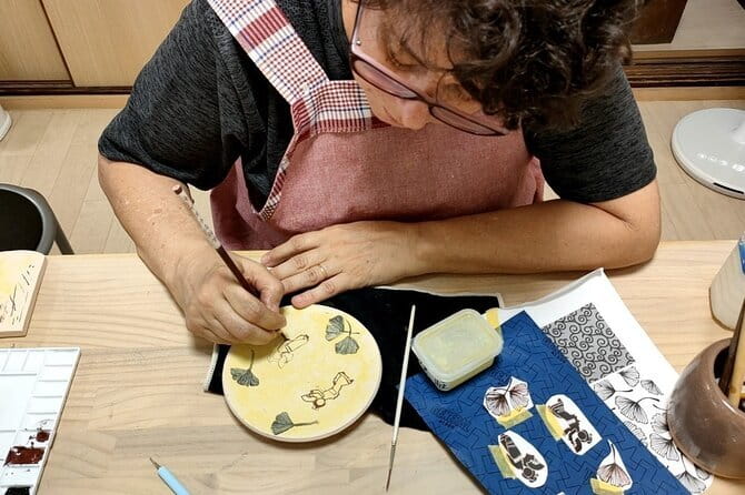 Tsumami Zaiku (Kanzashi) making Workshop in Abeno Osaka - The glue-drying break: matcha, sweets, and a needed reset