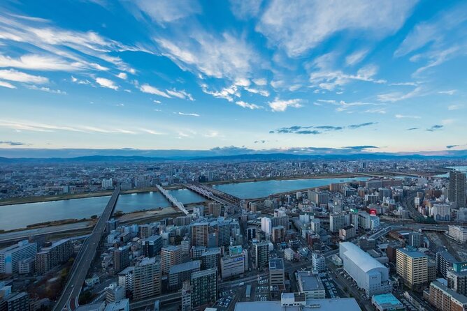 Umeda Sky Building & Kuchu Teien Observatory Ticket in Osaka - What your $22 ticket really buys you