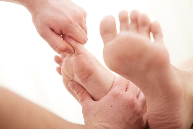 ZEN therapy | Shiatsu-style massage, EnergyTherapy & Japanese Tea - Location Near Shin-Osaka: Simple and Convenient